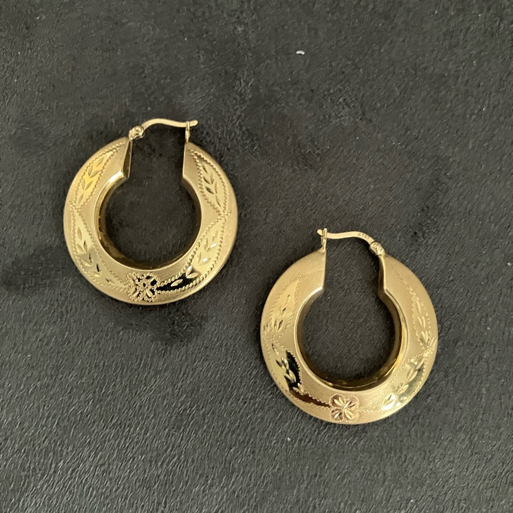 Intricate 14K Solid Gold  Hoop Earrings